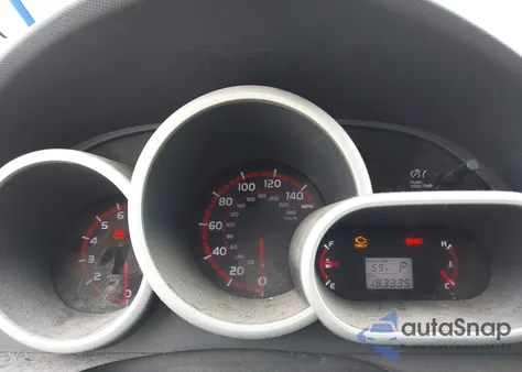 2009 Pontiac Vibe z USA, uszkodzony, nr VIN 5Y2SM67009Z444252